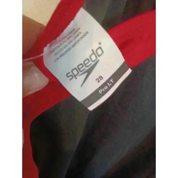 SPEEDO Women's Pro Lt Swimsuit Red Size 28 New MSRP $39.99 - Picture 5 of 5